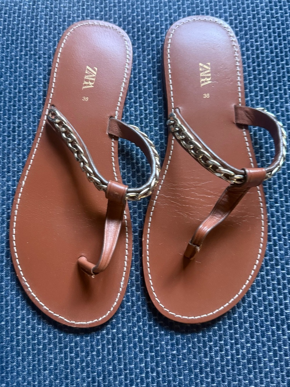 Zara Brown Leather Chain-Accent Thong Sandals - Women